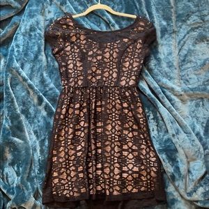 Black lace pattern dress